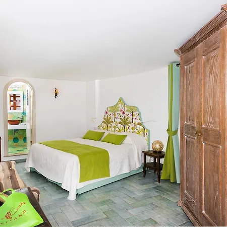 Villa Torre Trasita Luxury Suites Гостевой дом 2*