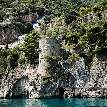 Villa Torre Trasita Luxury Suites 4*