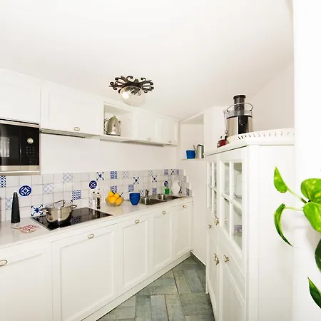 Guest house Villa Torre Trasita Luxury Suites 4*