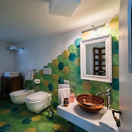 Villa Torre Trasita Luxury Suites