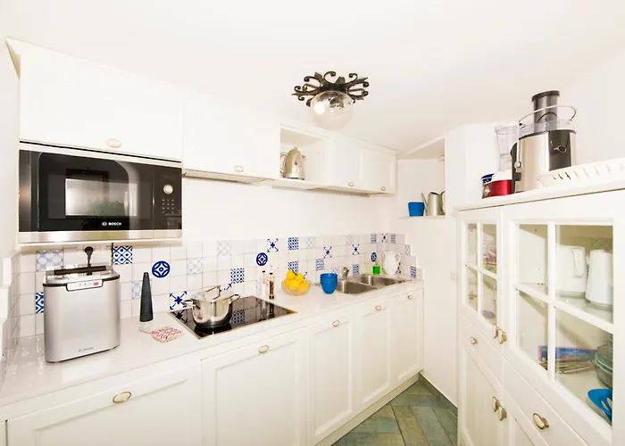 Villa Torre Trasita Luxury Suites Гостевой дом