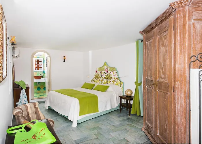 Torre Trasita Luxury Affittacamere 4*